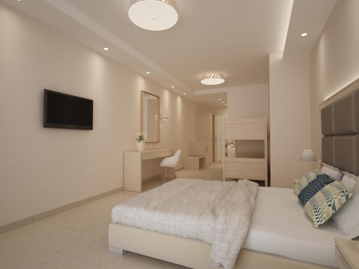 Laguna Otel 4*