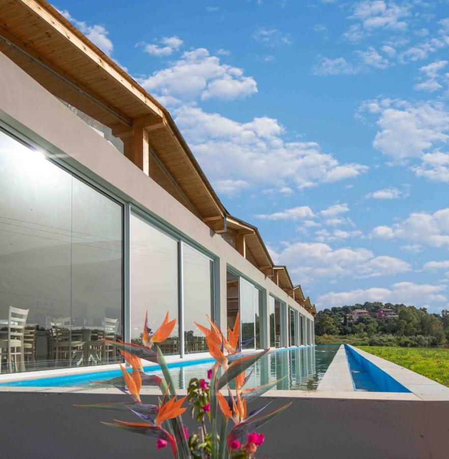 Otel Laguna